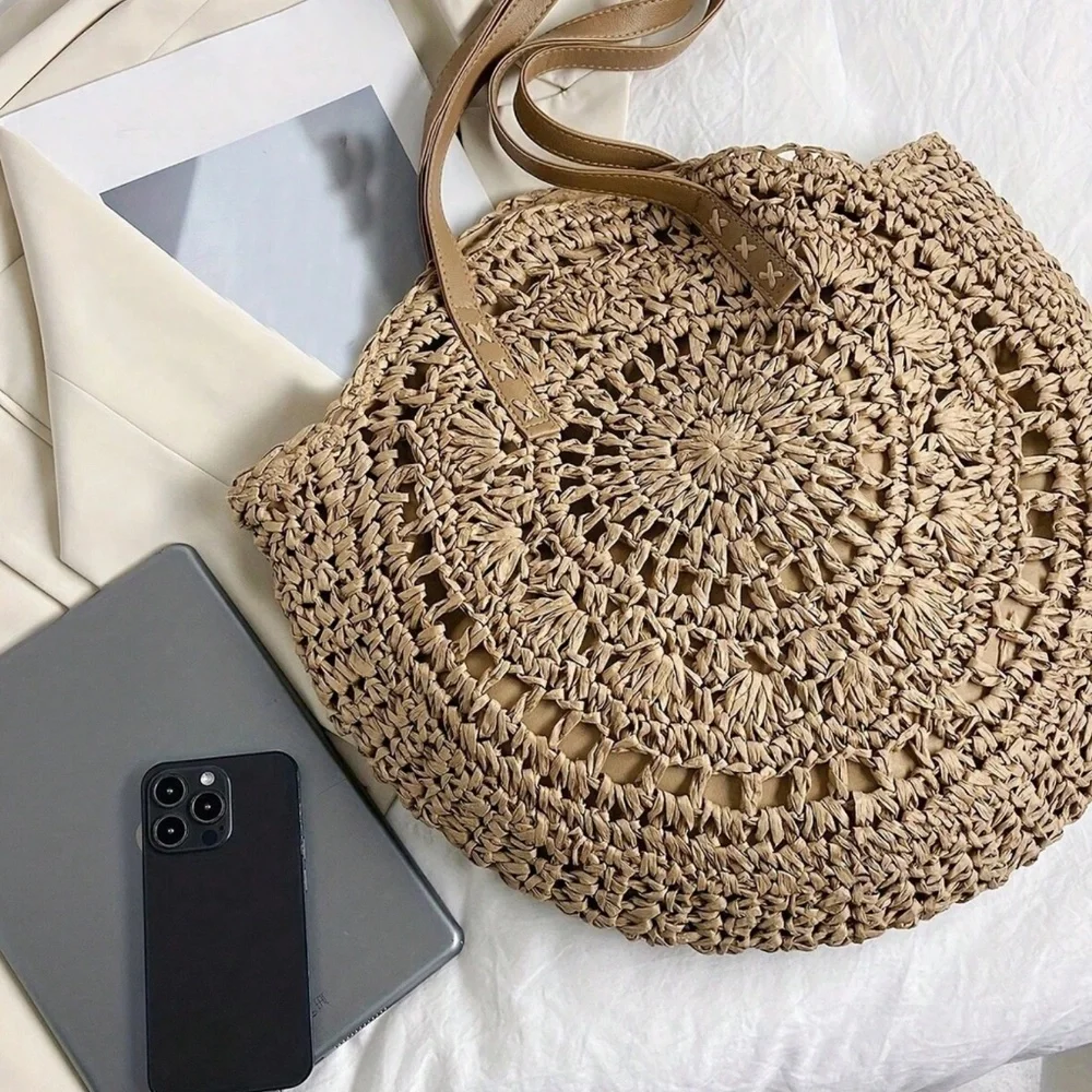 Oversized Straw Circular Lined Tote Shoulder Beach Bag - Picture 4 of 7